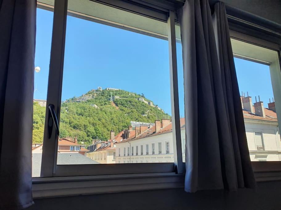 Grenoble: Jardin De Ville... Exteriör bild